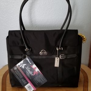 NWT TARGUS CARRY CASE